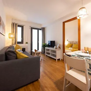 Apartment Bravissimo Sant Marti, Girona